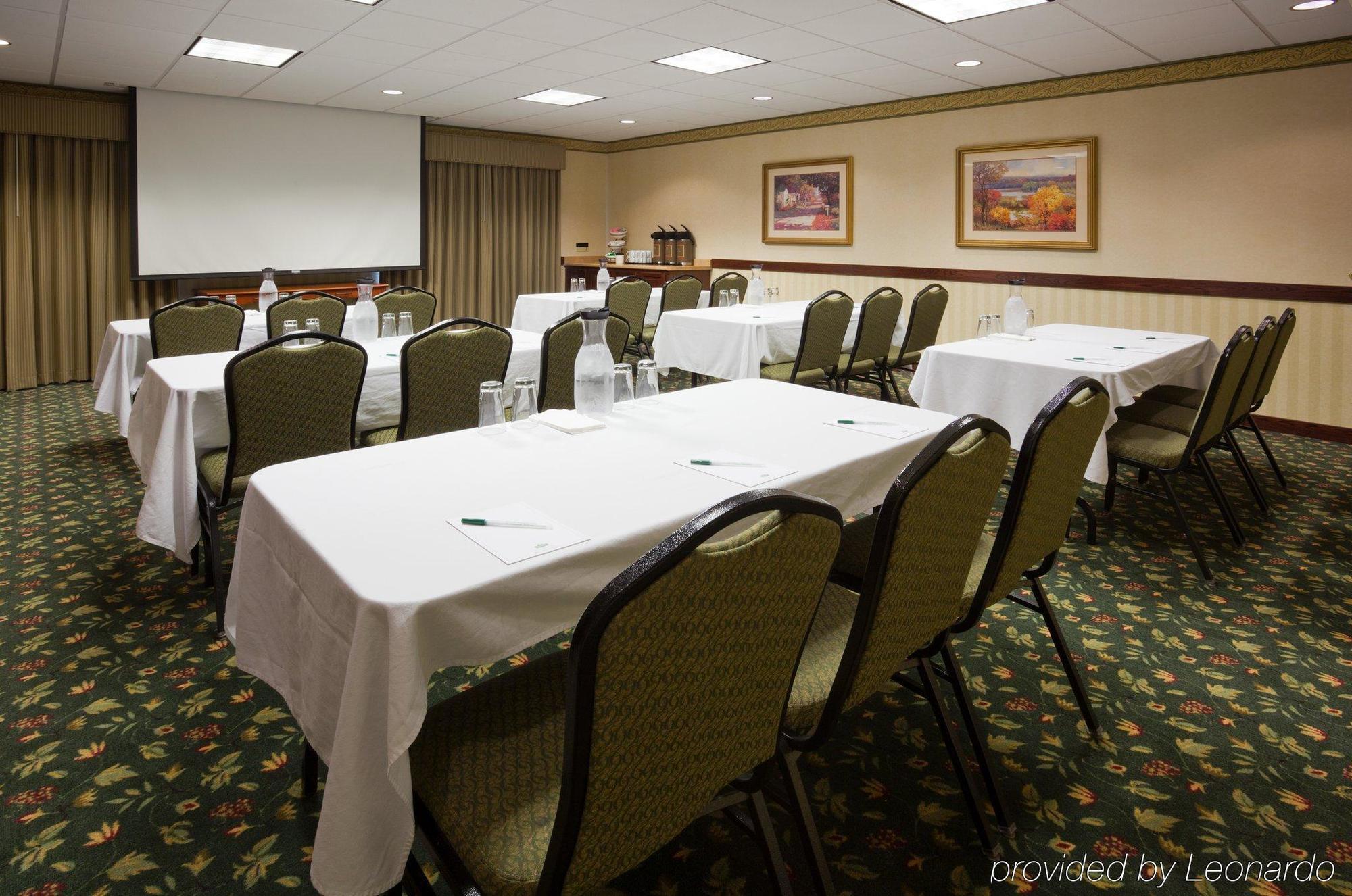Country Inn & Suites By Radisson, Madison West, Wi Middleton Bagian luar foto