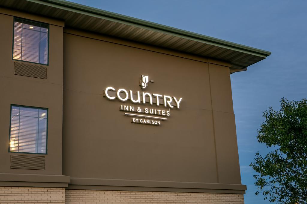 Country Inn & Suites By Radisson, Madison West, Wi Middleton Bagian luar foto