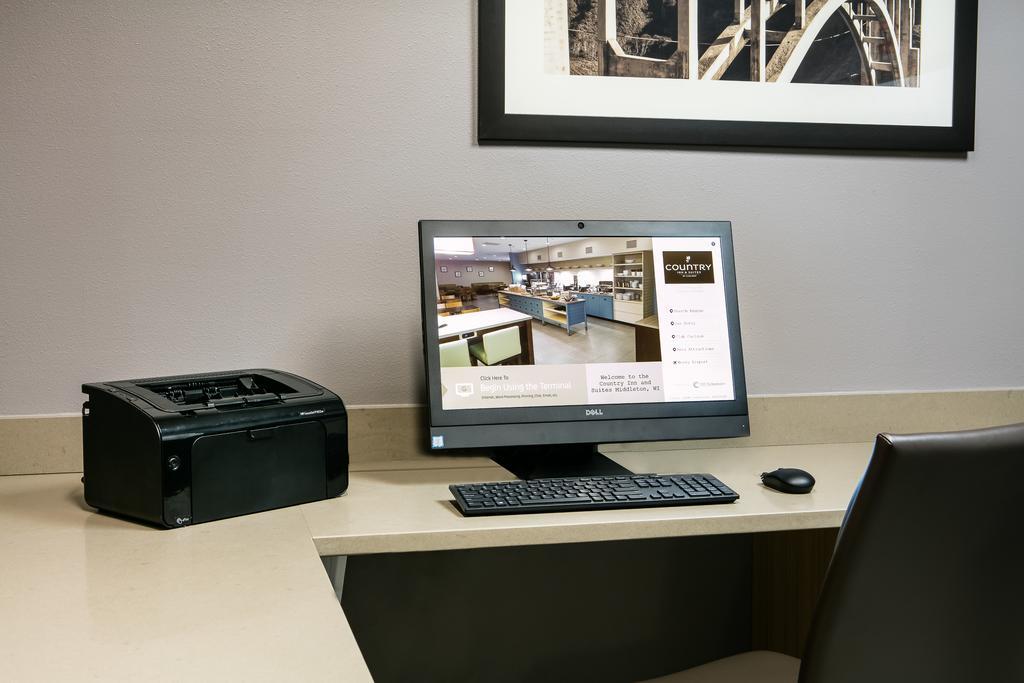 Country Inn & Suites By Radisson, Madison West, Wi Middleton Bagian luar foto